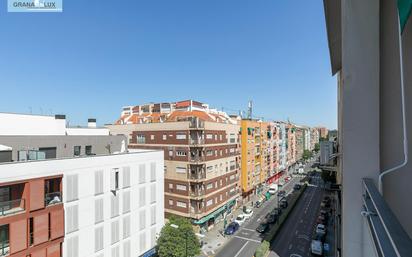 Exterior view of Flat for sale in  Granada Capital  with Heating, Terrace and Balcony