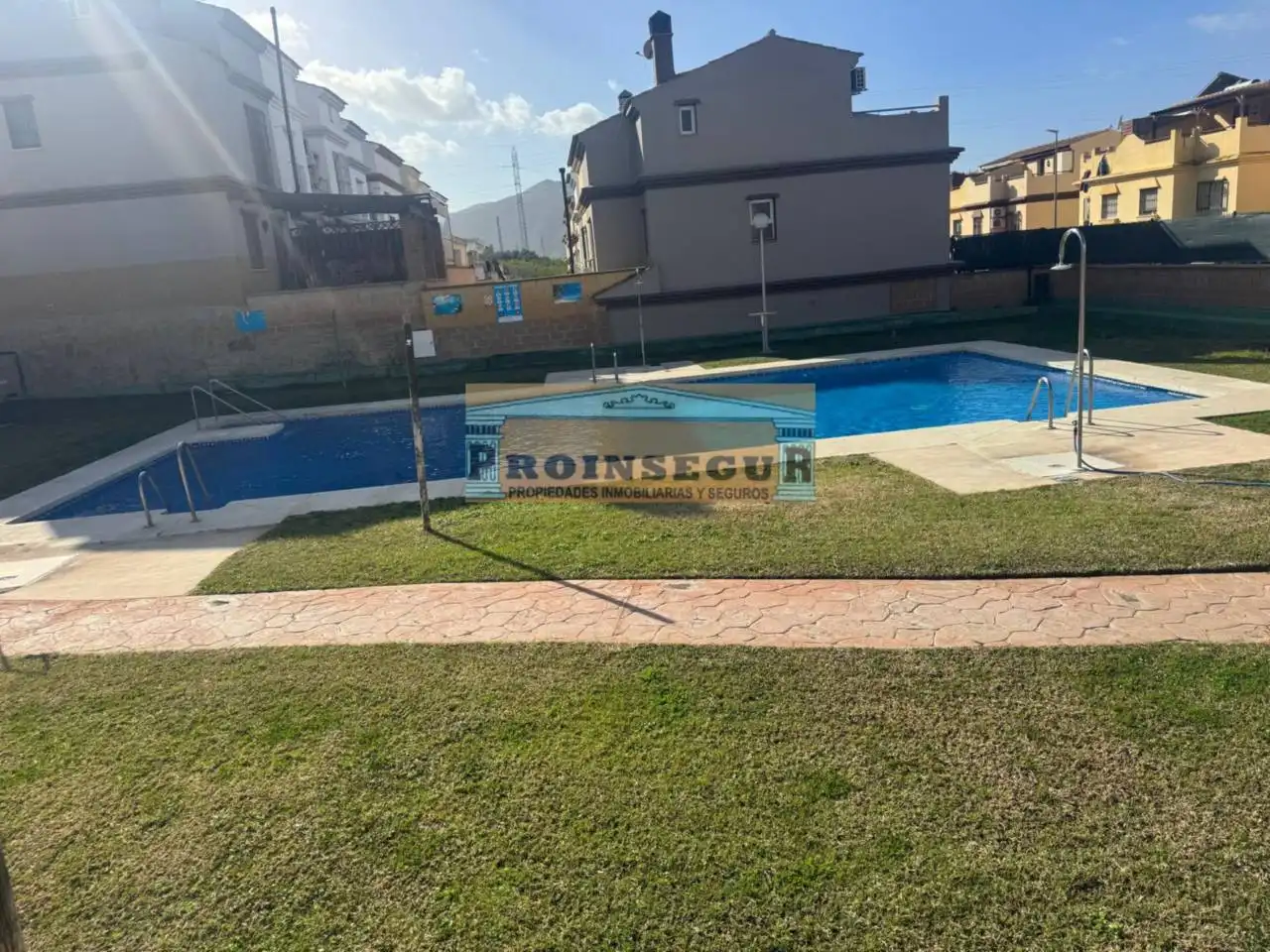 Piscina de Casa adosada en venta en Cártama con Aire acondicionado, Terraza y Piscina comunitaria