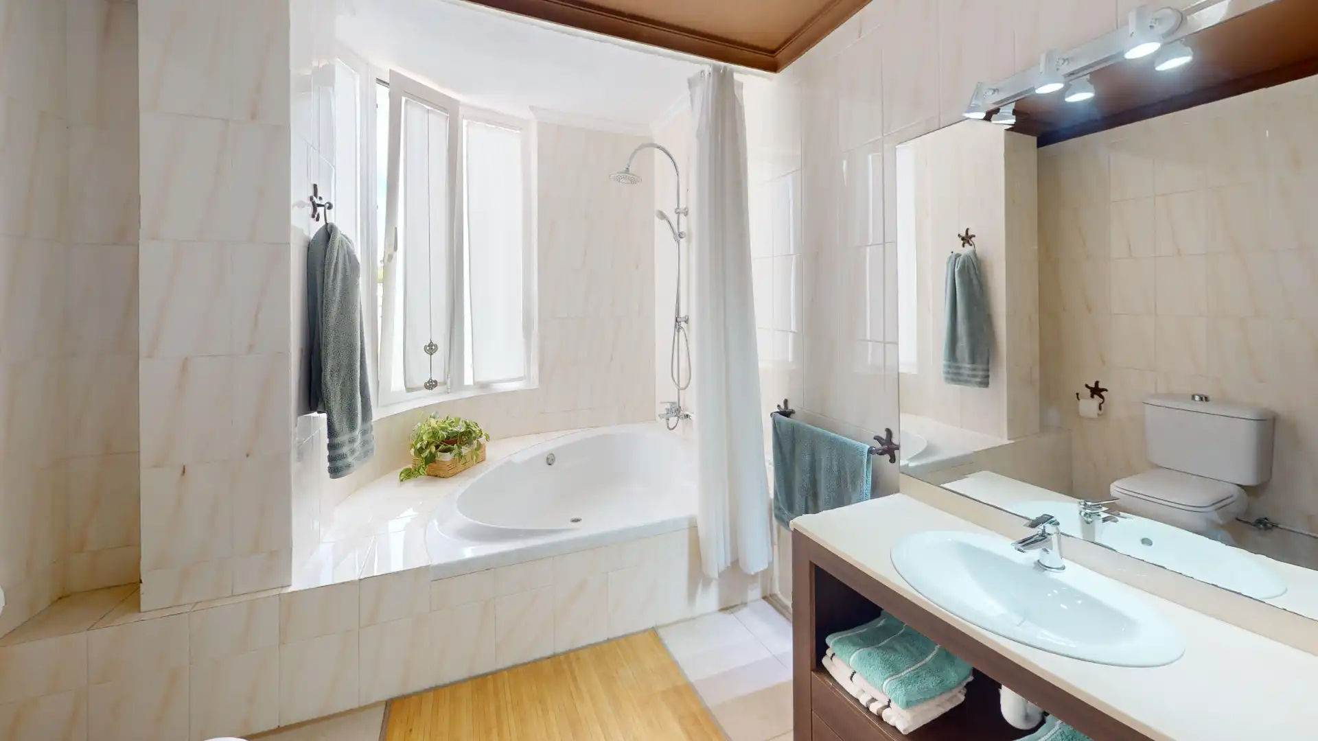 Bathroom of Flat for sale in Sant Josep de sa Talaia  with Air Conditioner, Heating and Terrace