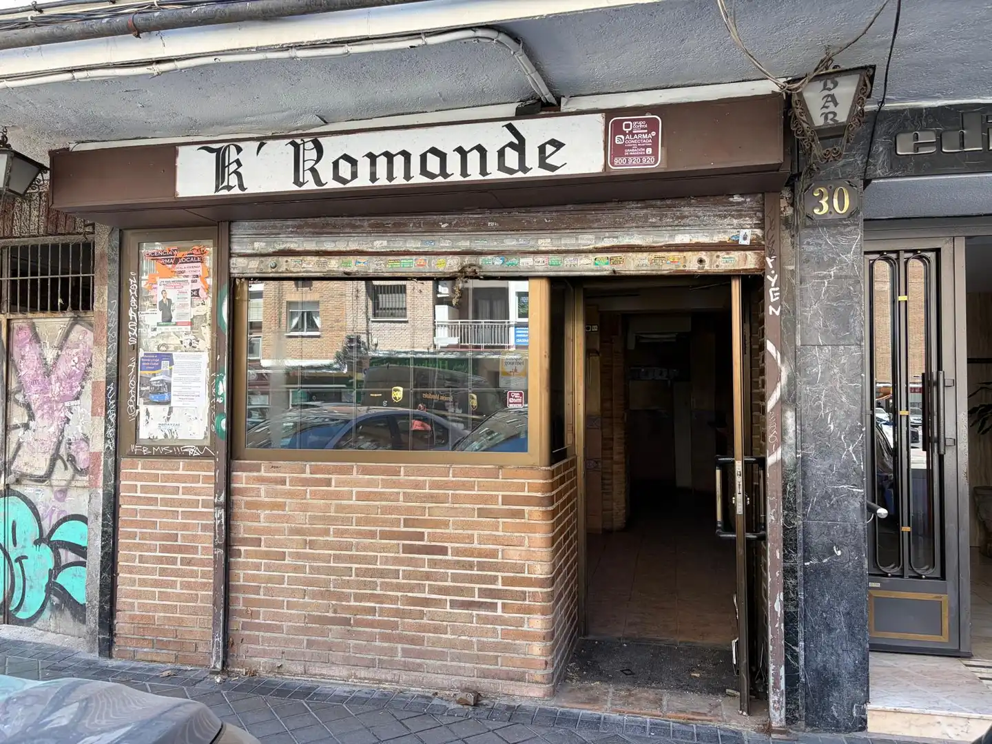Commercial properties for sale in Madrid  with Air Conditioner and Heating