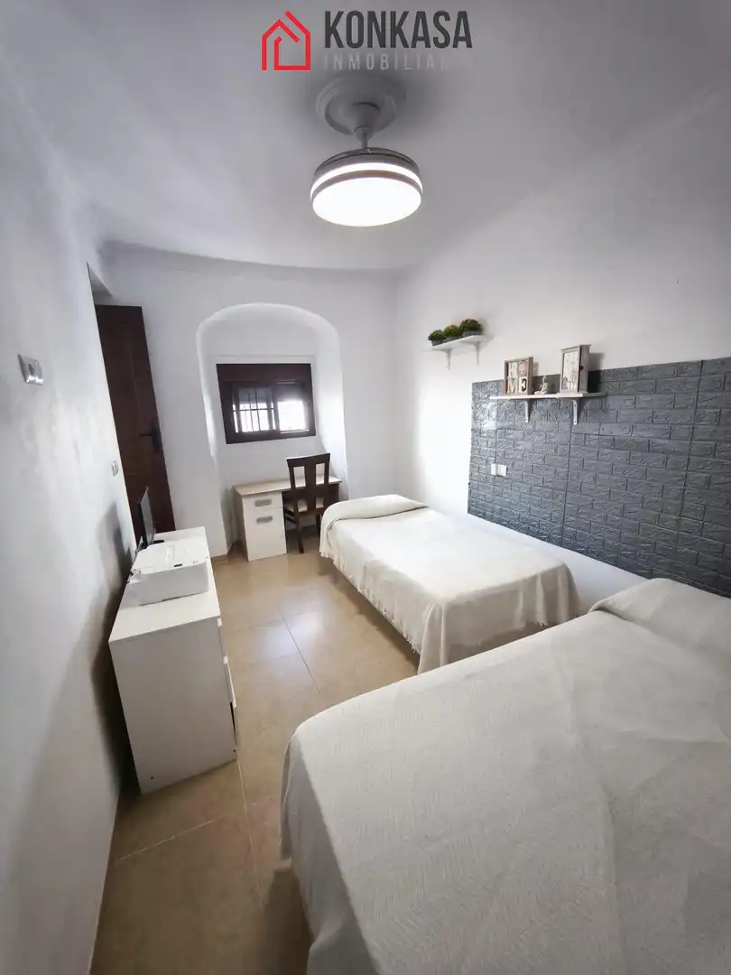 Dormitori de Pis en venda en Arcos de la Frontera amb Aire condicionat i Moblat