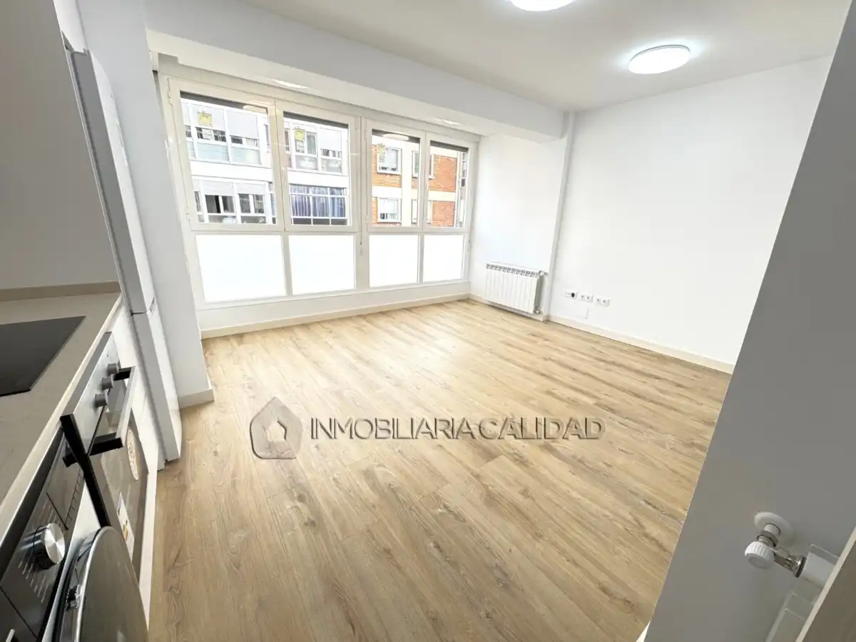 Piso en venta en Burgos con Calefacción