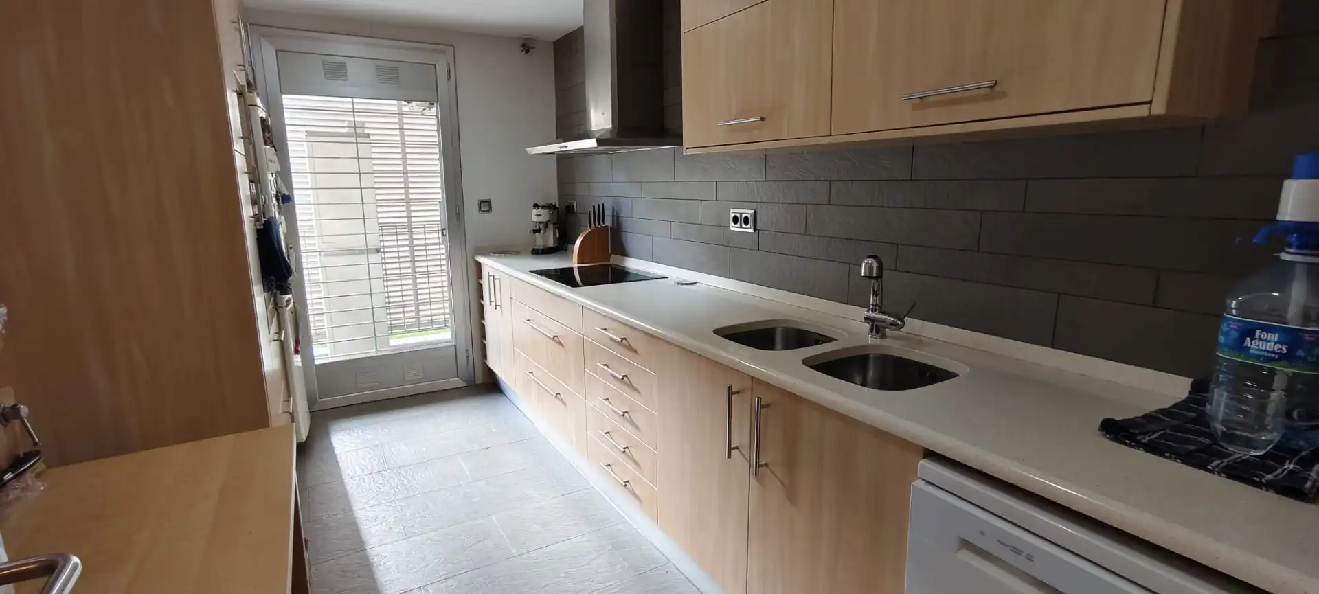Cocina de Planta baja en venta en Cervelló con Aire acondicionado, Calefacción y Parquet