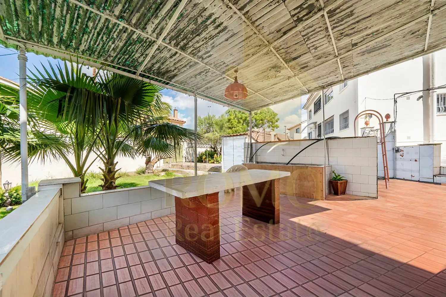 Terrace of Houses for sale in Santa Perpètua de Mogoda  with Terrace, Storage room and Balcony