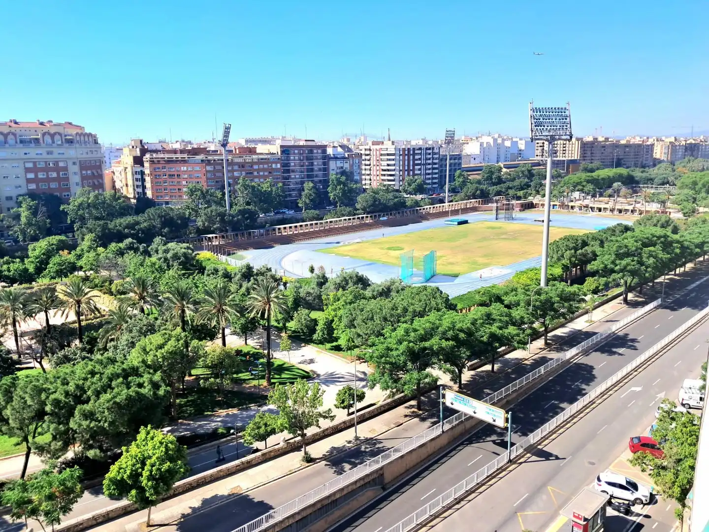 Vista exterior de Pis de lloguer en Valencia amb Aire condicionat, Calefacció i Jardí privat