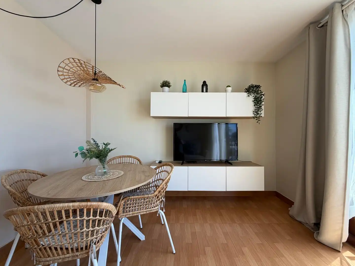 Sala d'estar de Apartament en venda en Cambrils amb Aire condicionat, Calefacció i Parquet