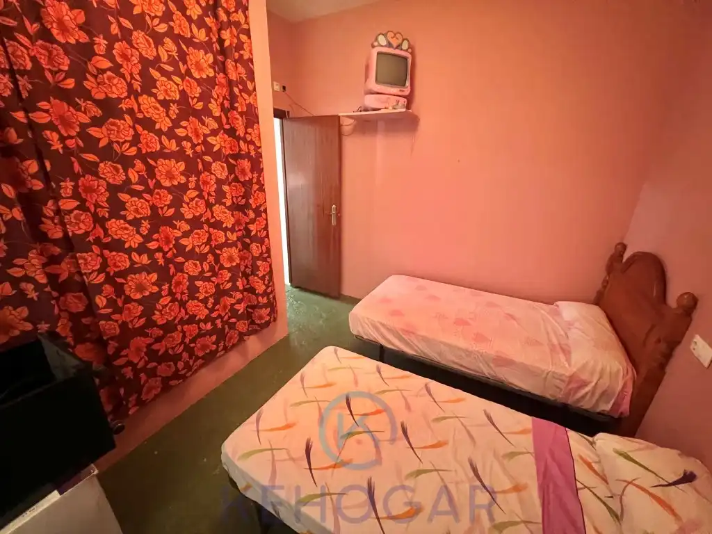 Schlafzimmer von Residential zum Verkauf in Los Palacios y Villafranca
