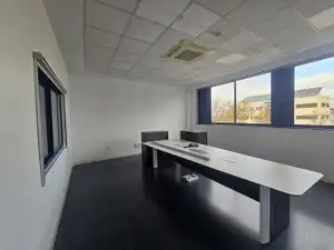 Nave industrial en alquiler en Urbanización Este - Montepríncipe, imagen 9