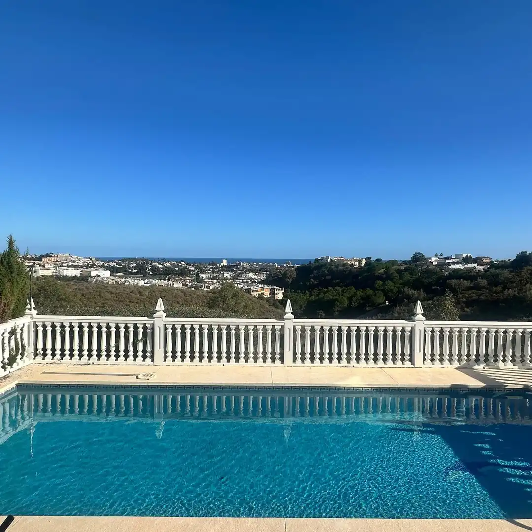 Piscina de Casa o chalet en venta en Mijas con Aire acondicionado, Calefacción y Jardín privado