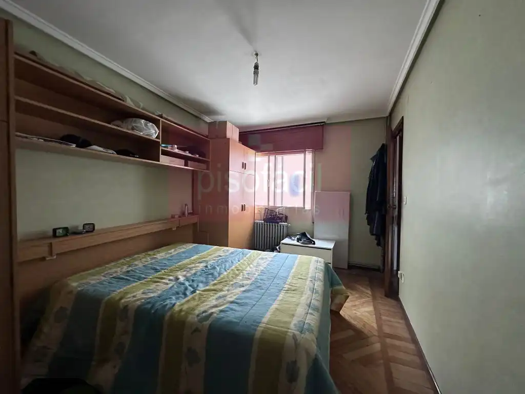 Habitación de Piso en venta en Lugo Capital