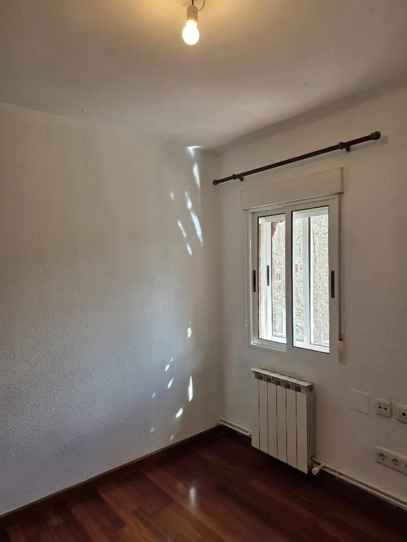Bedroom of Flat for sale in Valladolid  with Heating, Terrace and Oven