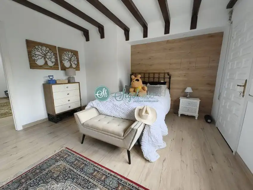 Bedroom of Houses for sale in Segovia  with Heating
