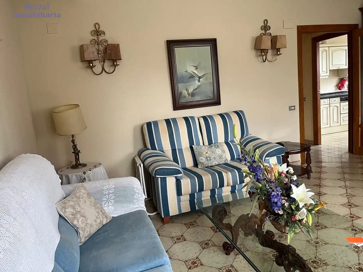 Sala d'estar de Casa o xalet en venda en Nalda amb Jardí privat, Terrassa i Traster