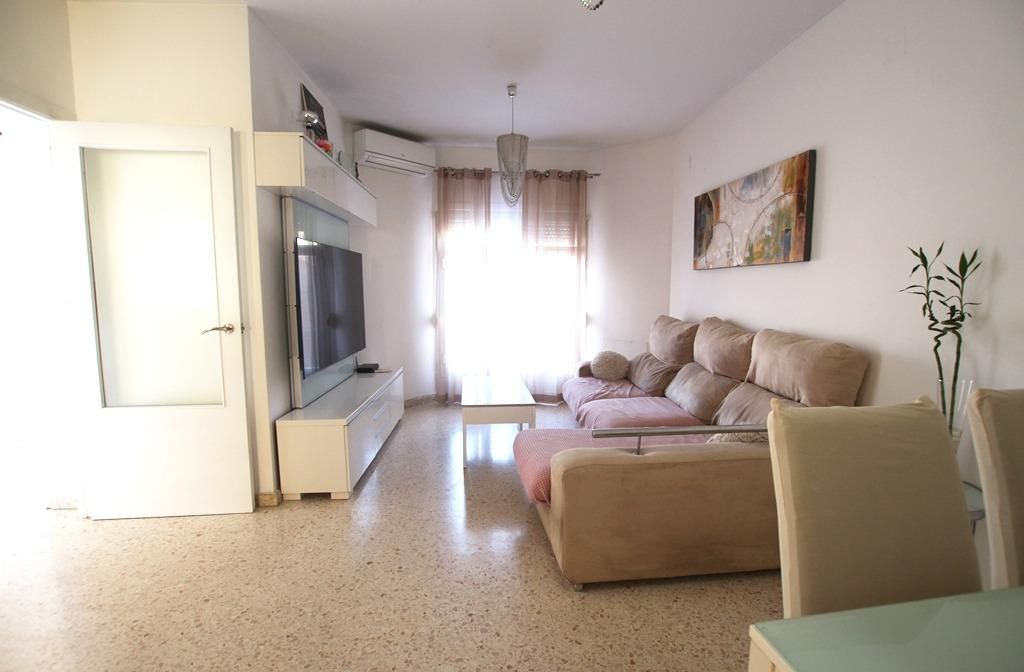 Living room of Single-family semi-detached for sale in Jerez de la Frontera  with Air Conditioner and Terrace