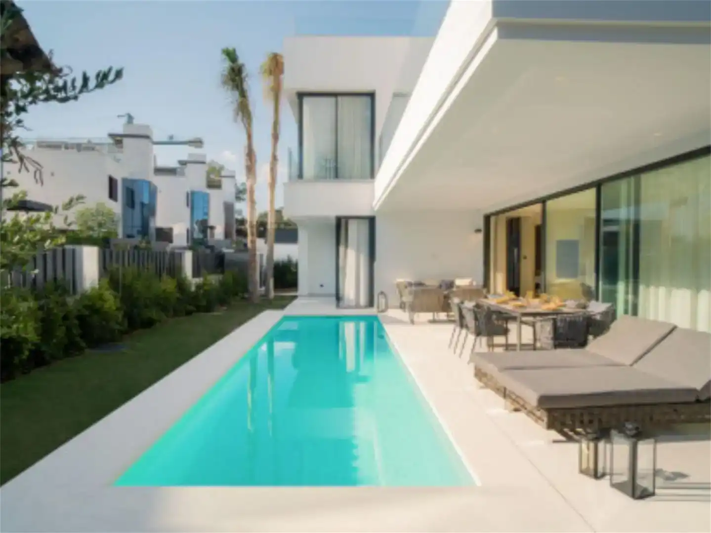 Piscina de Casa o xalet en venda en Marbella amb Aire condicionat, Piscina i Balcó