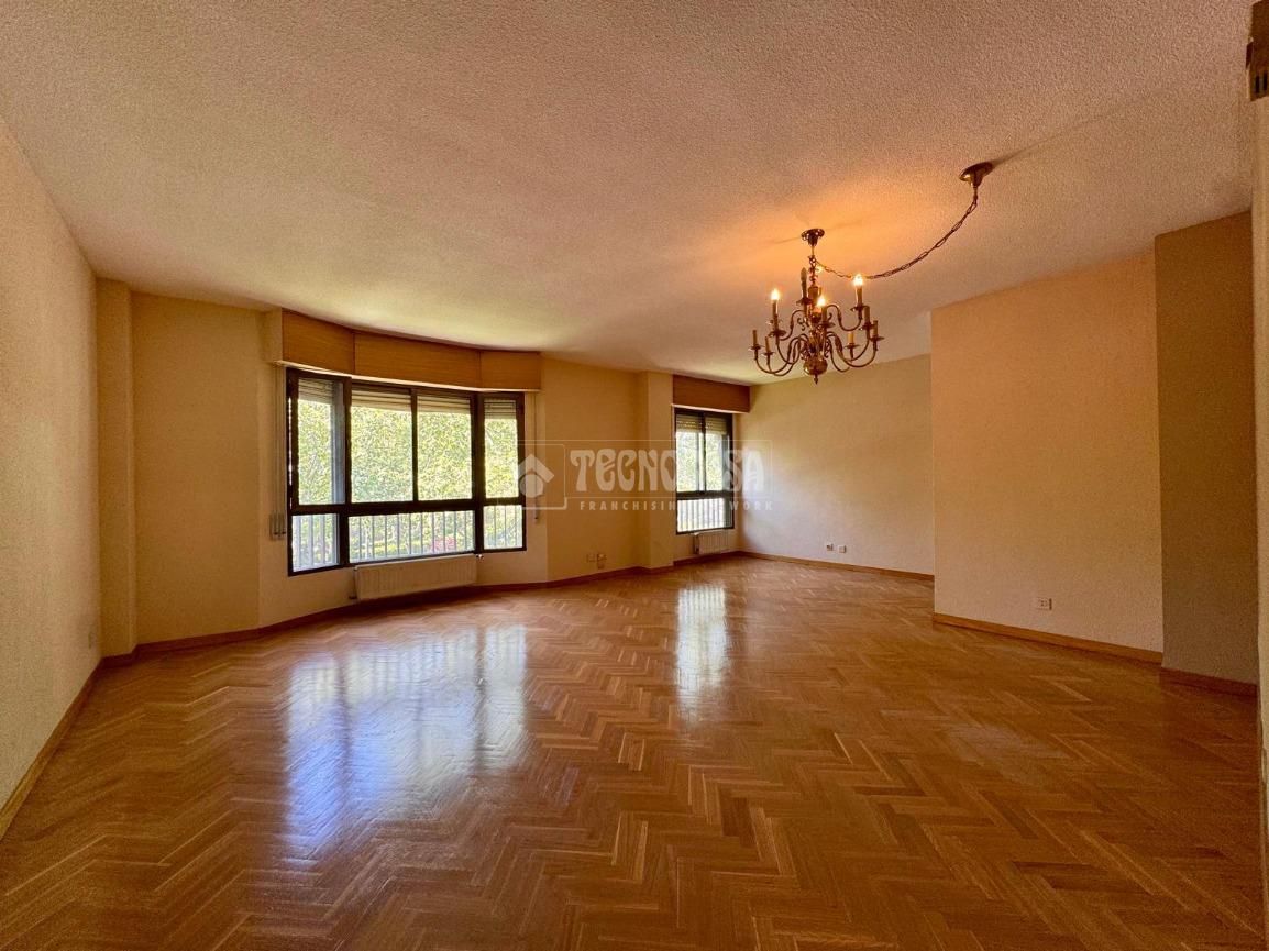 Sala d'estar de Pis en venda en San Sebastián de los Reyes