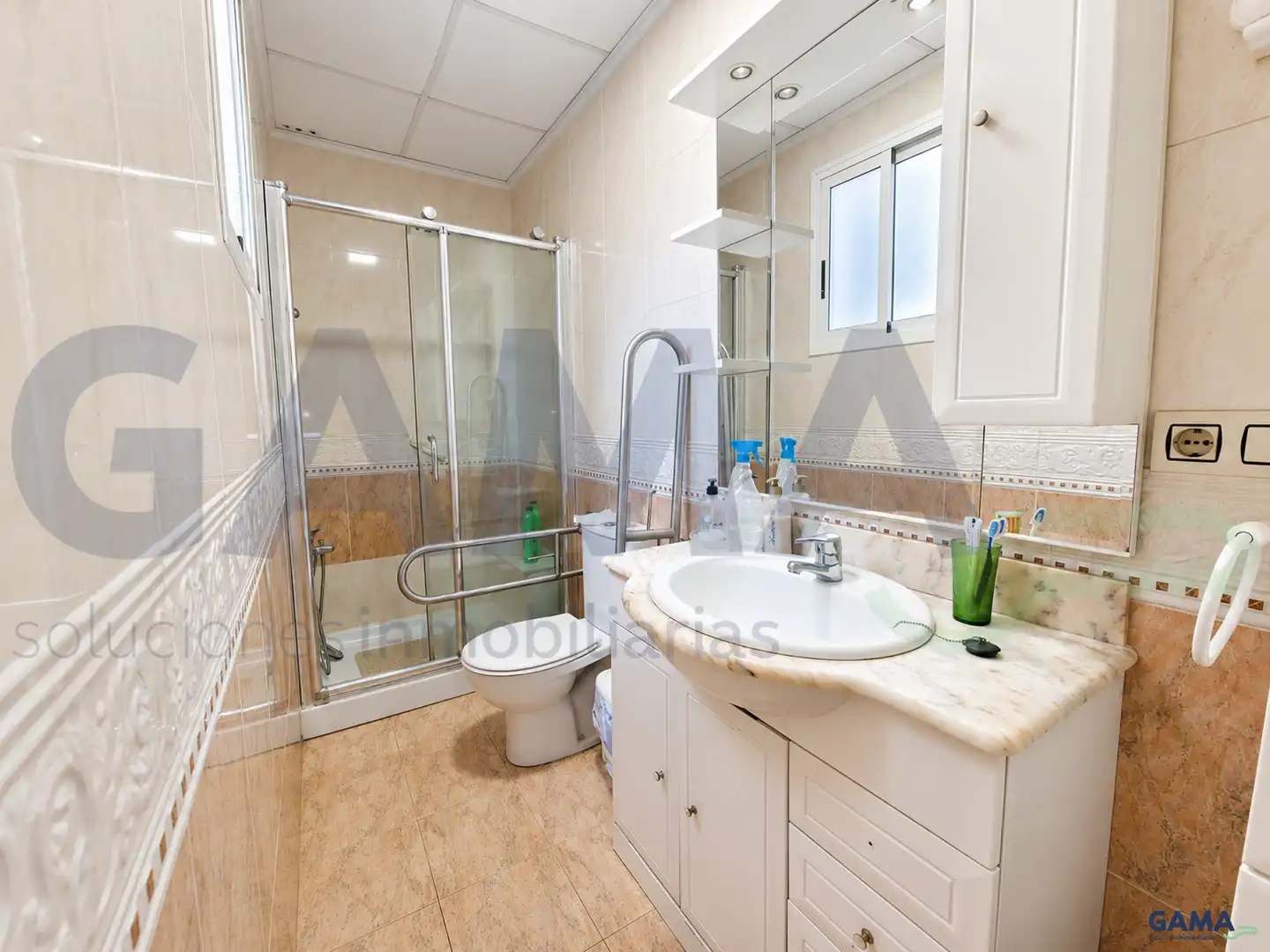 Bathroom of Houses for sale in Massalavés
