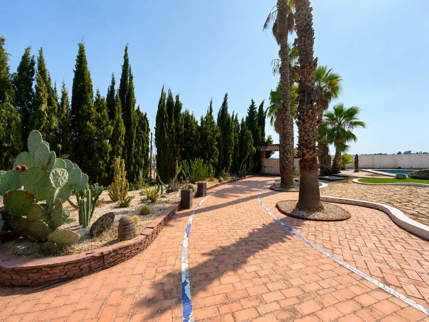 Garden of Houses for sale in Bétera  with Air Conditioner, Heating and Swimming Pool