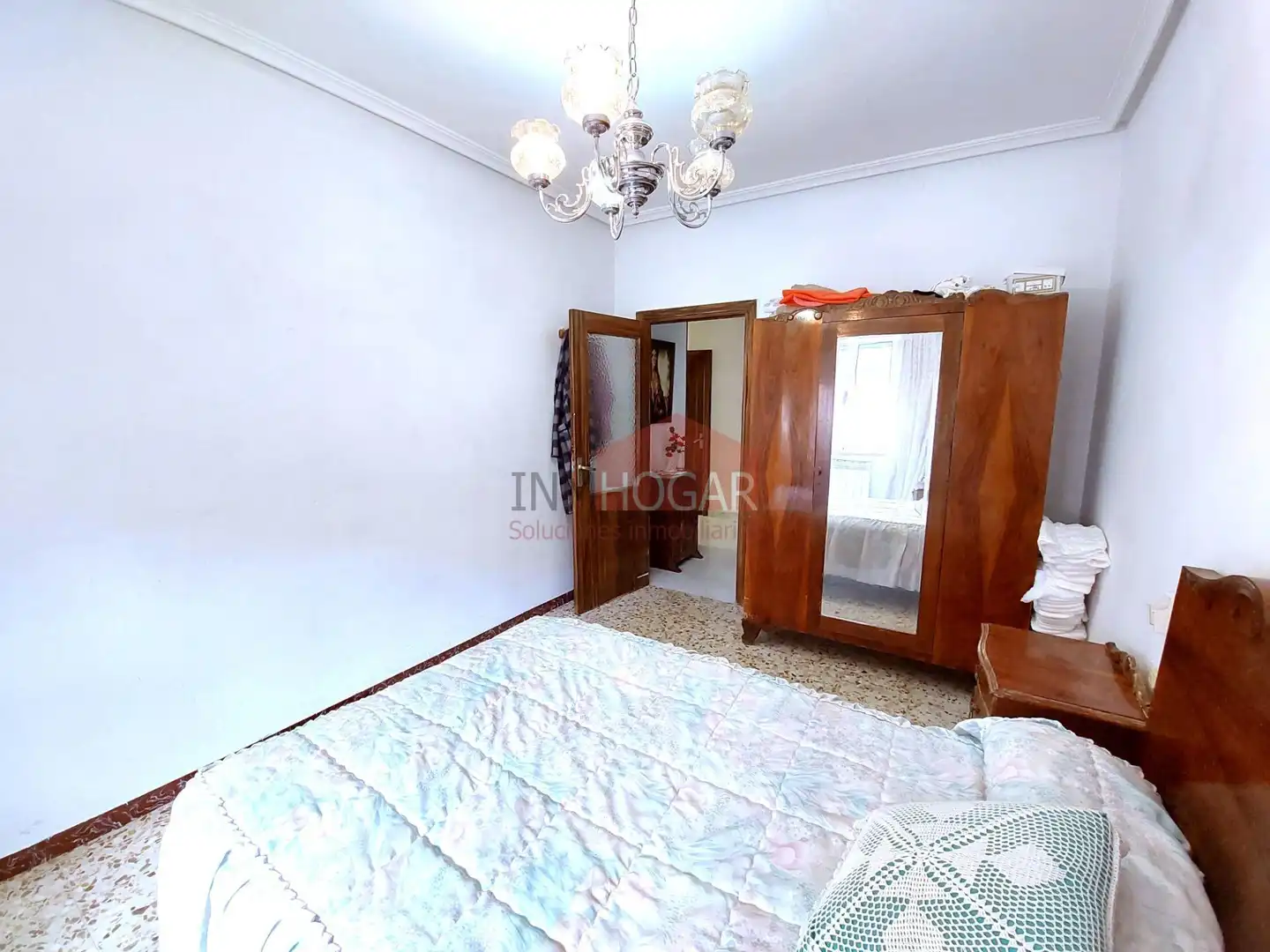 Dormitori de Casa o xalet en venda en Palacios de Goda amb Calefacció, Terrassa i Traster