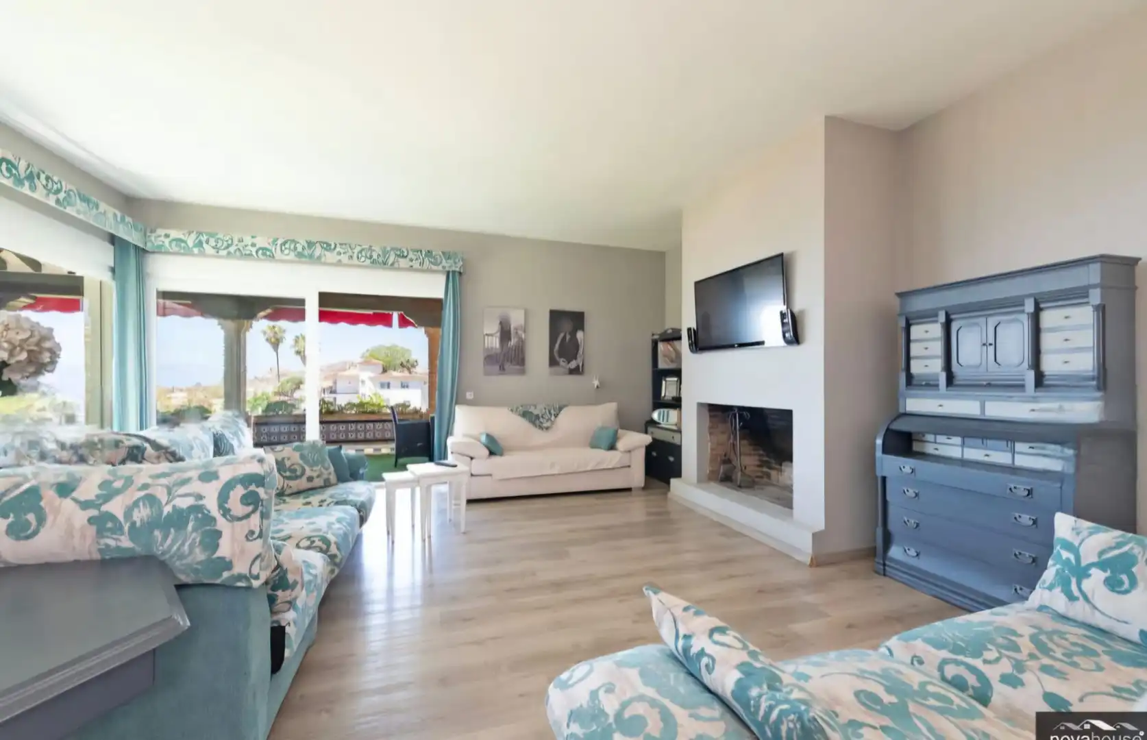 Sala de estar de Casa o chalet en venta en Rincón de la Victoria con Aire acondicionado, Jardín privado y Terraza