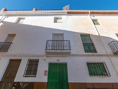 Vista exterior de Casa o xalet en venda en Albuñuelas amb Terrassa