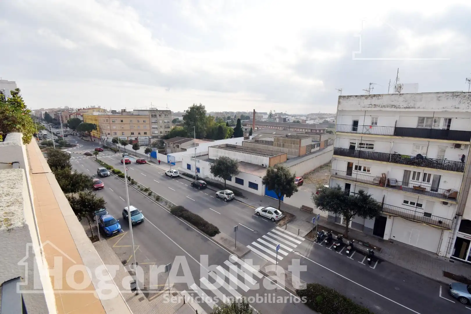 Vista exterior de Àtic en venda en Castellón de la Plana / Castelló de la Plana amb Terrassa i Traster