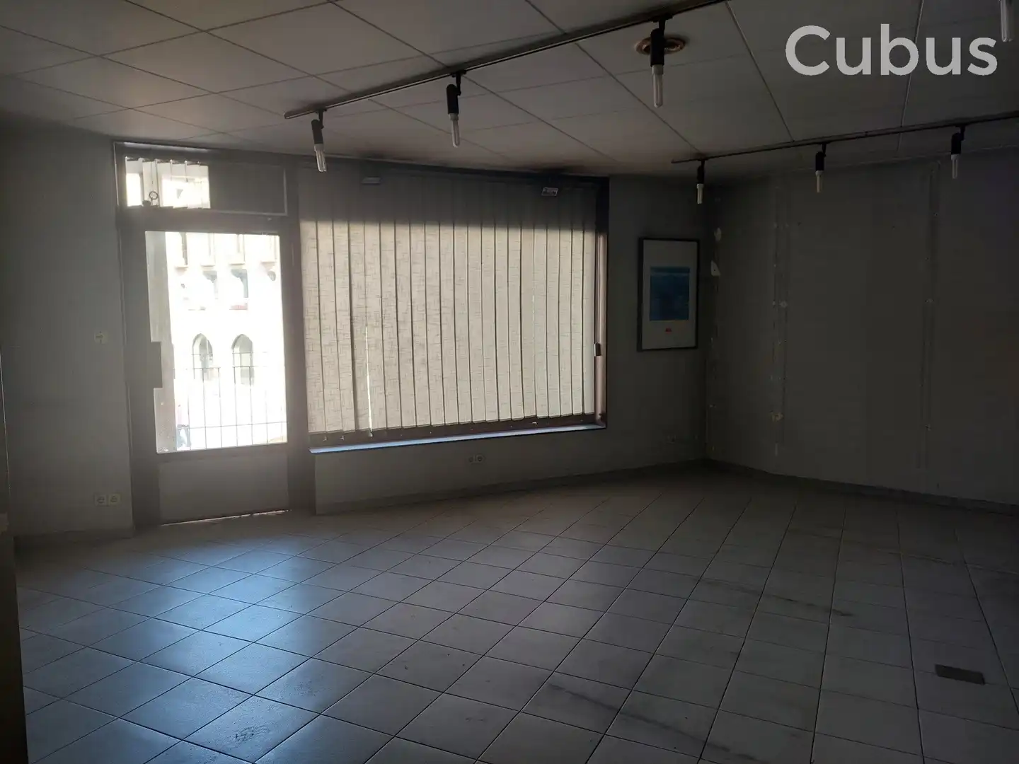 Business premises to rent in Olot, imagen 2