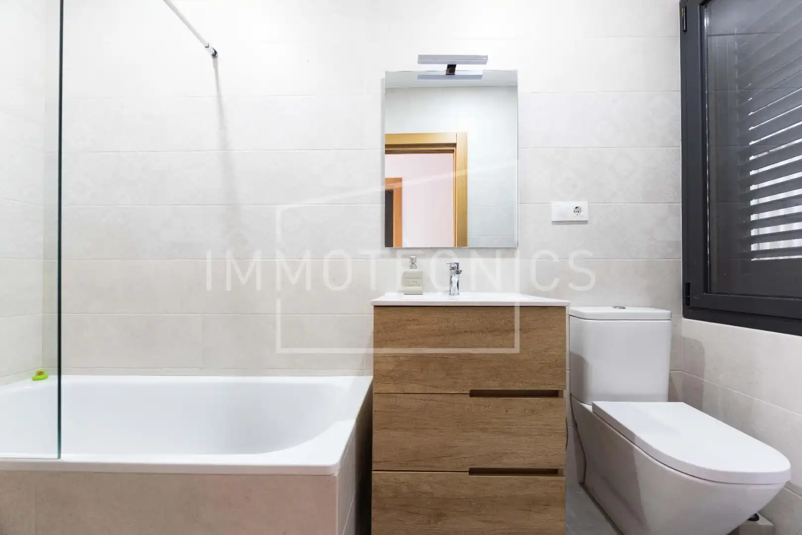Baño de Ático en venta en La Garriga con Calefacción y Terraza
