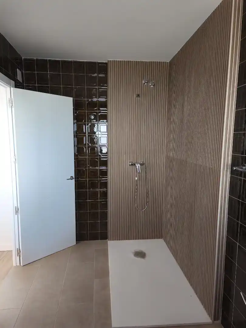 Baño de Piso en venta en Cabeza la Vaca con Balcón