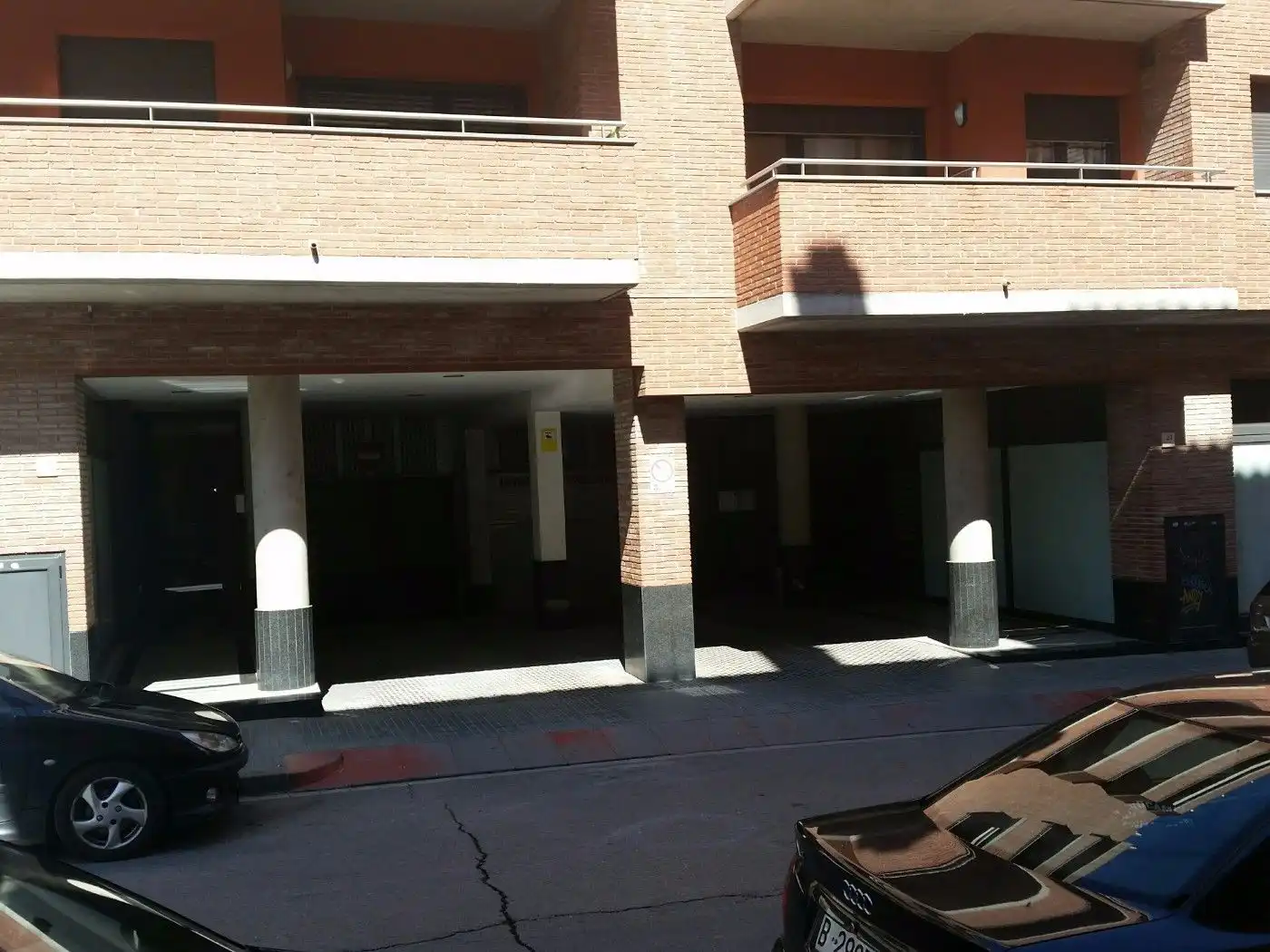 Parking of Commercial properties for sale in Vic