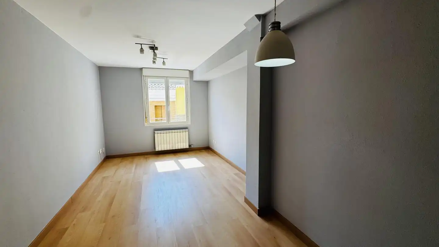 Schlafzimmer von Wohnung zum Verkauf in Zaragoza mit Klimaanlage, Heizung und Parkett