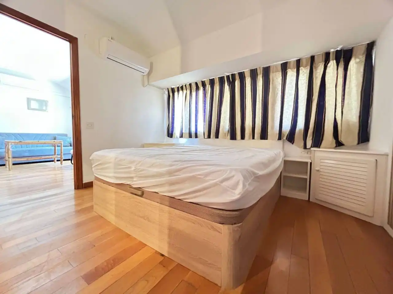 Habitación de Piso de alquiler en Toledo con Aire acondicionado, Parquet y Amueblado