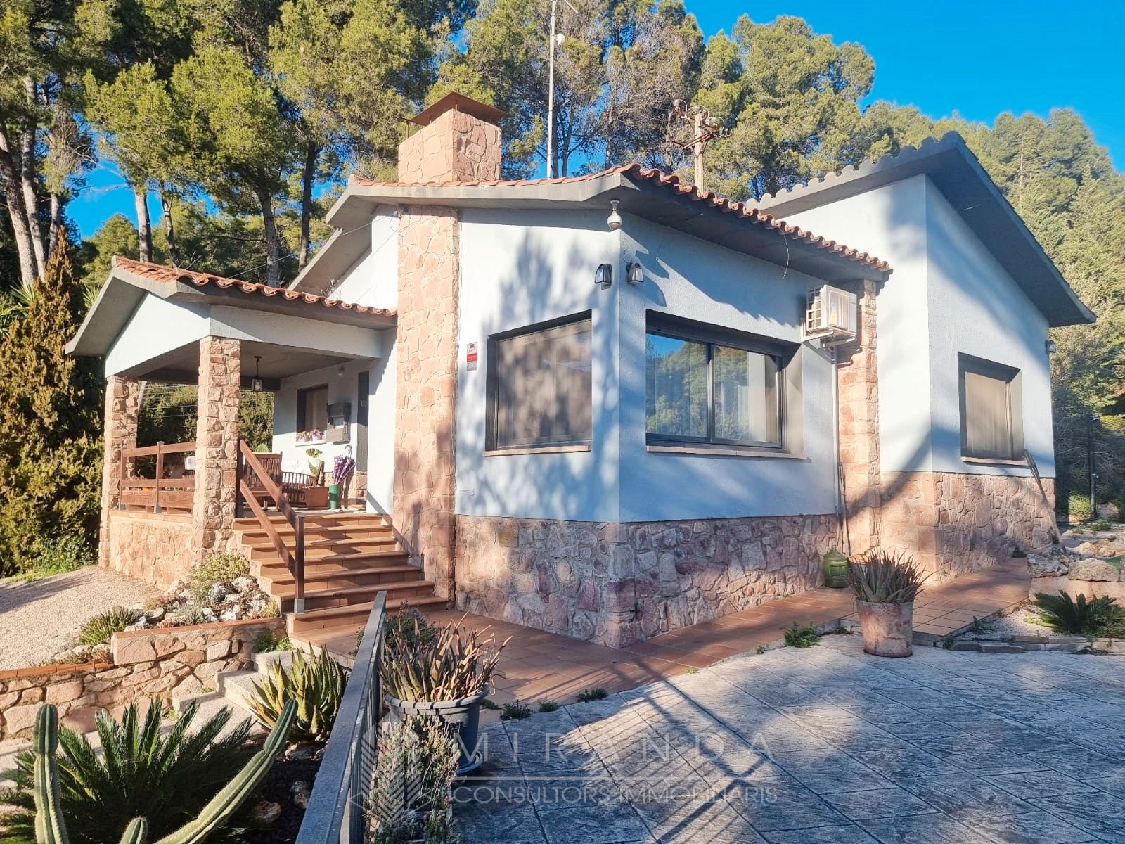 Exterior view of House or chalet for sale in Bigues i Riells del Fai  with Air Conditioner, Heating and Private garden