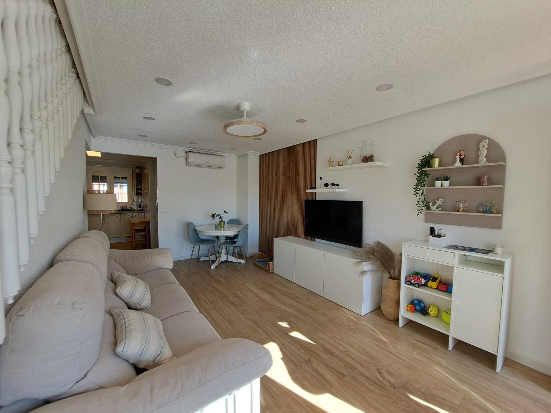 Living room of Single-family semi-detached for sale in Cartagena  with Air Conditioner, Heating and Private garden