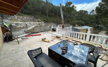 Terrassa de Casa o xalet en venda en La Muela amb Calefacció, Terrassa i Piscina
