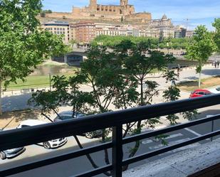 Vista exterior de Apartament de lloguer en  Lleida Capital amb Balcó