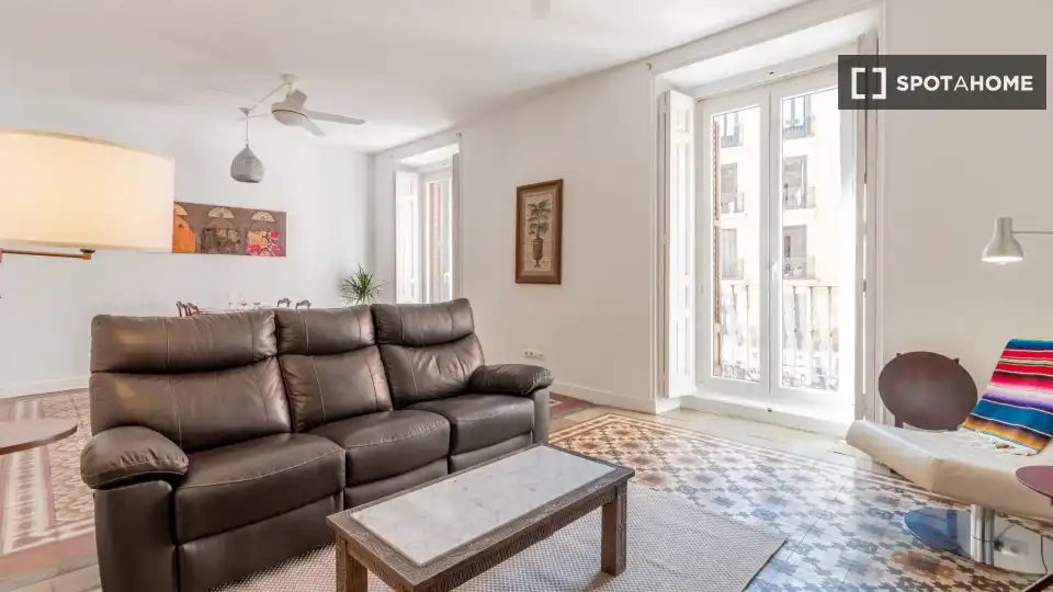 Wohnung mit Terrasse zur Miete in Centro