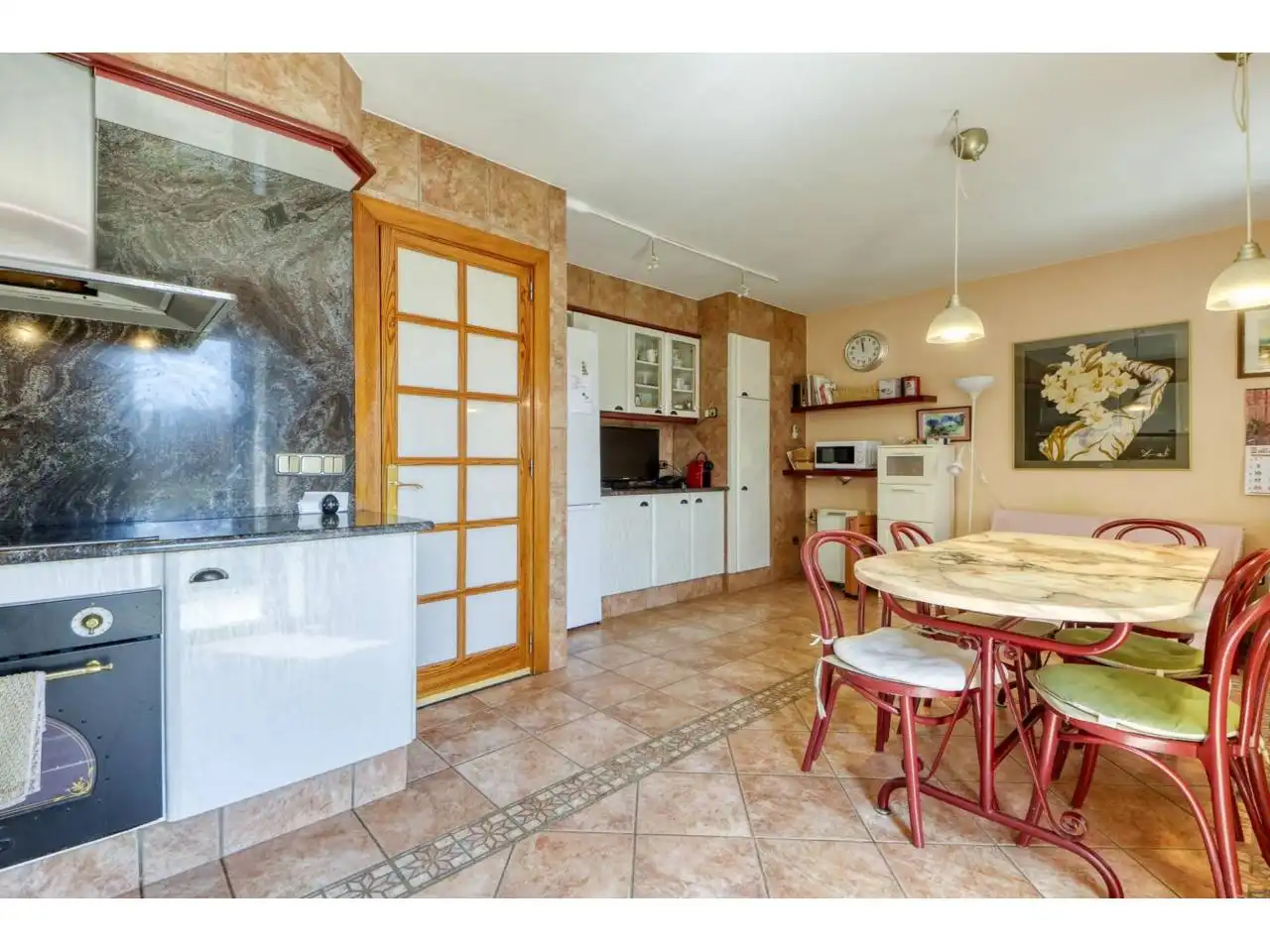 Cocina de Casa o chalet en venta en La Vall d'en Bas con Calefacción, Jardín privado y Parquet