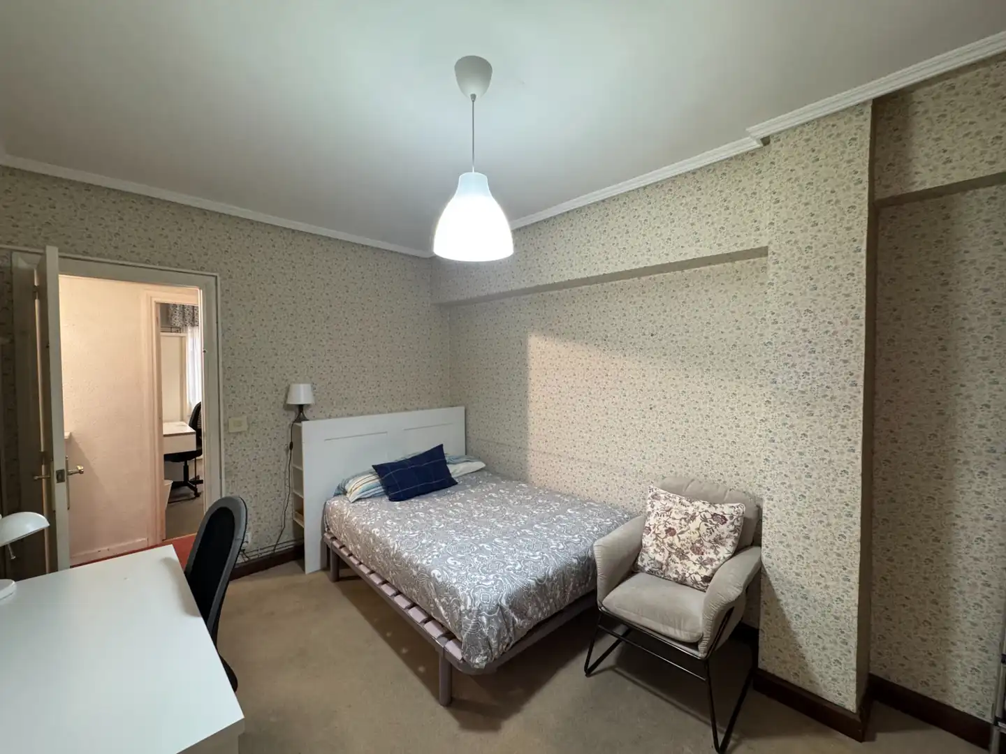 Bedroom of Flat for sale in Bilbao   with Heating