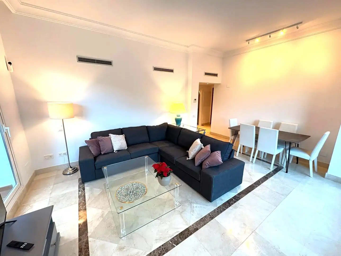 Ground floor for rent in Zona de Punta Plata