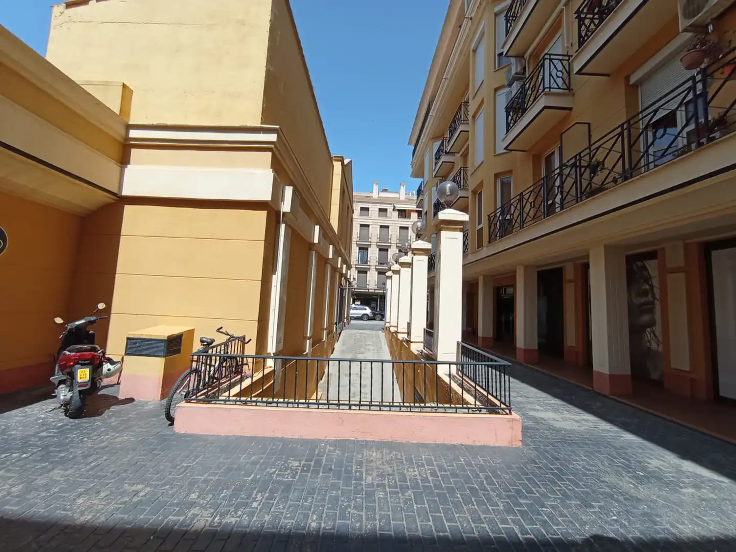 Local commercial à vendre à Calle de Don Víctor Peñasco, imagen 3