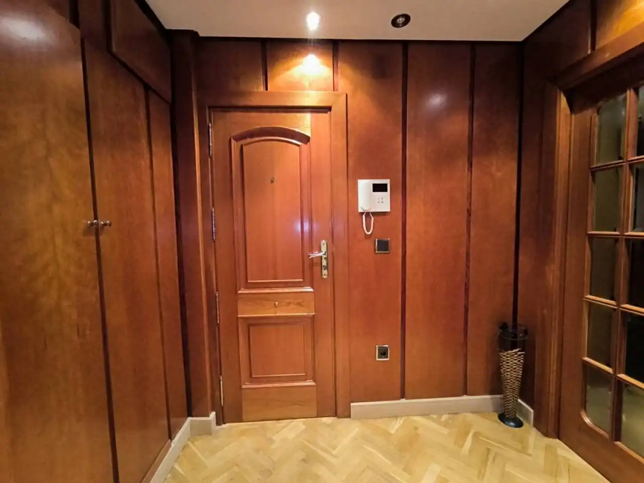 Wohnung zum Verkauf in Albacete mit Klimaanlage, Heizung und Parkett