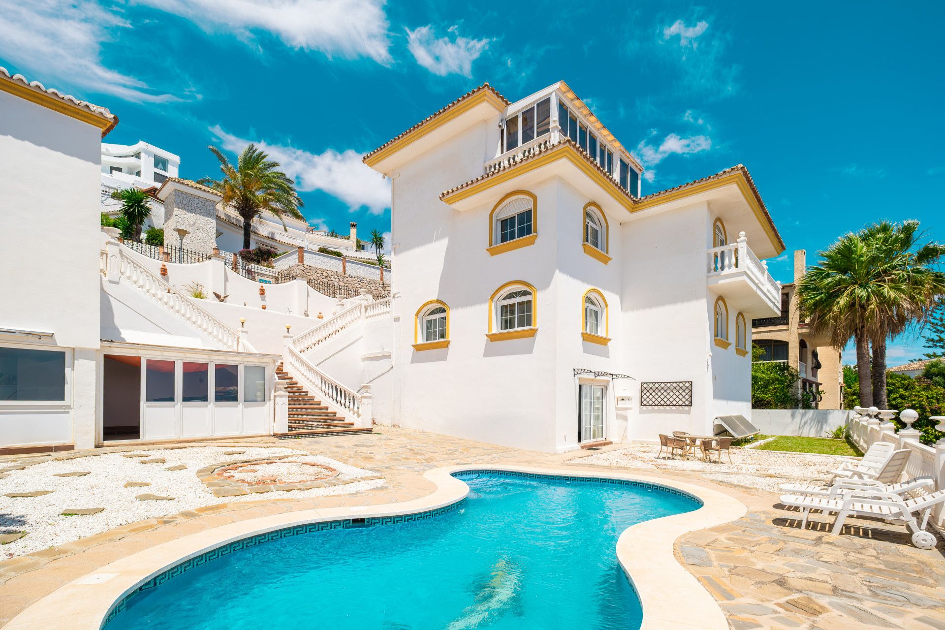 Exterior view of House or chalet for sale in Benalmádena  with Air Conditioner, Heating and Private garden