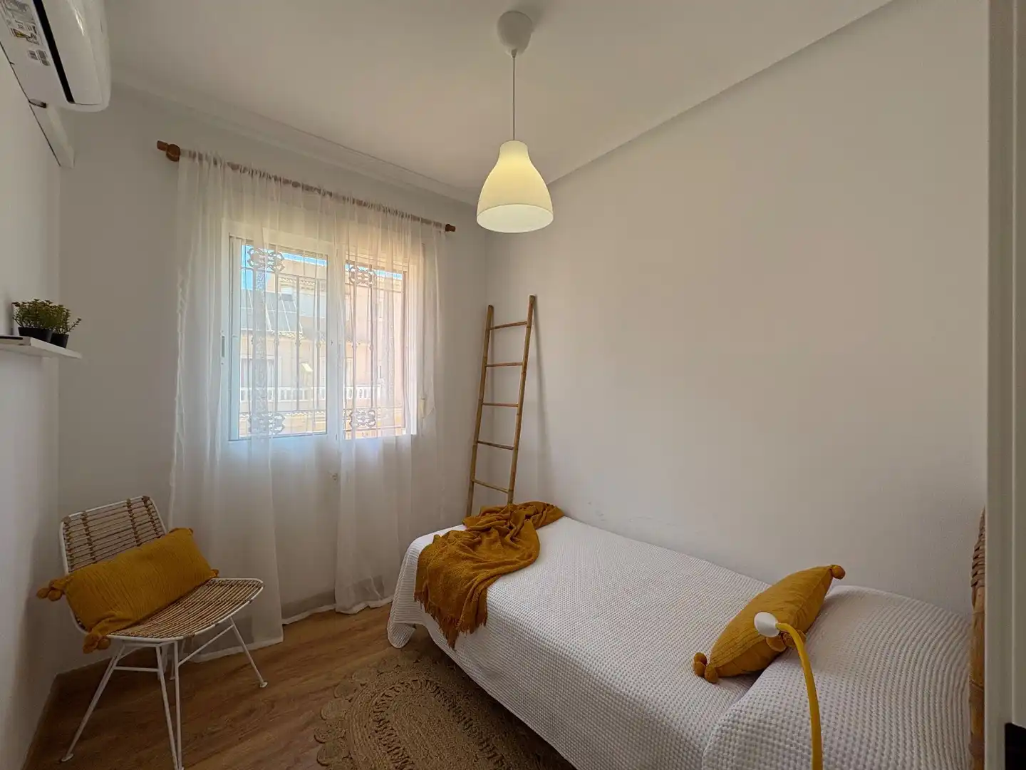 Bedroom of Detached homes for sale in Orihuela  with Air Conditioner, Heating and Terrace