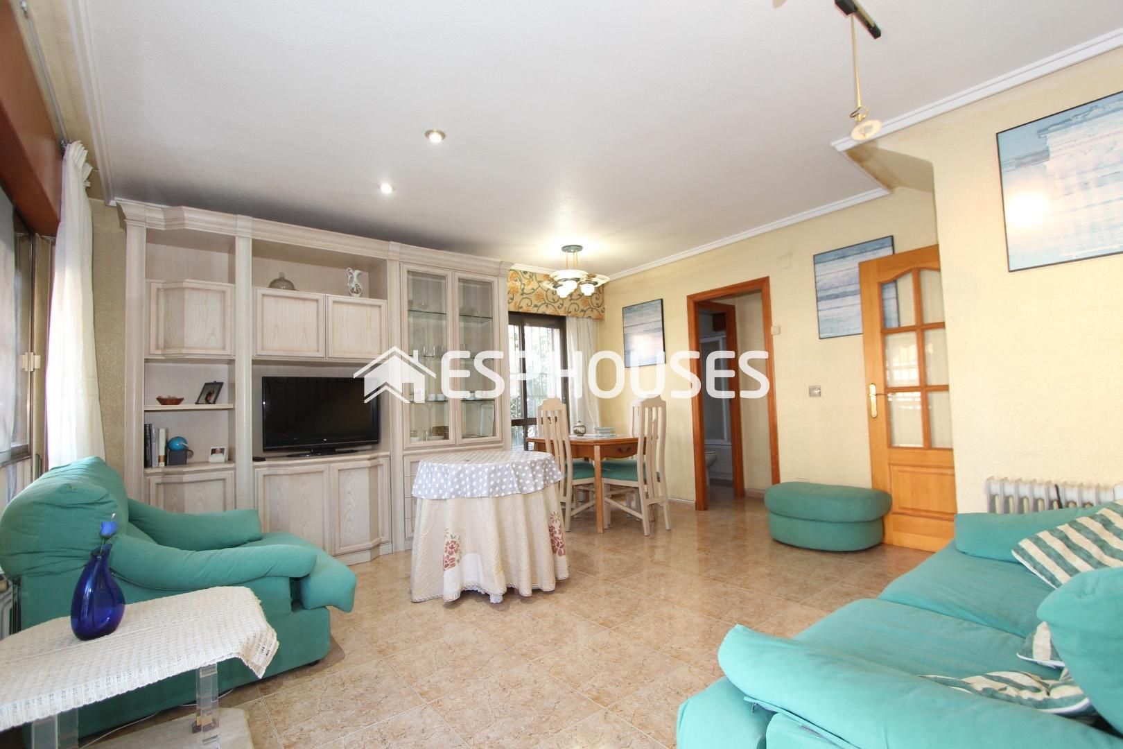 Sala d'estar de Casa adosada en venda en Guardamar del Segura amb Aire condicionat, Calefacció i Terrassa