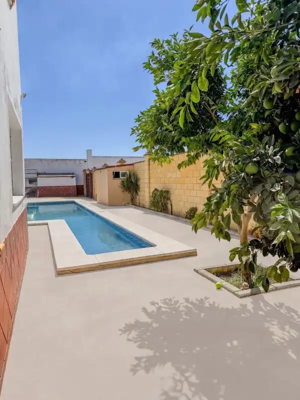 Casa amb terrassa en venda a Las Cabezas de San Juan