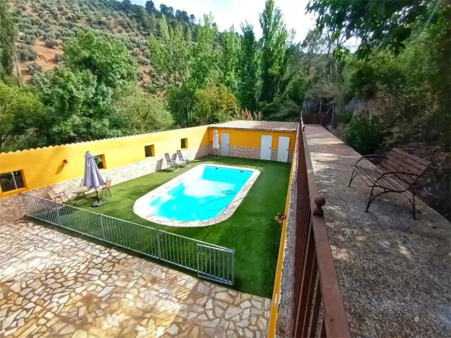Piscina de Finca rústica en venda en Villacarrillo