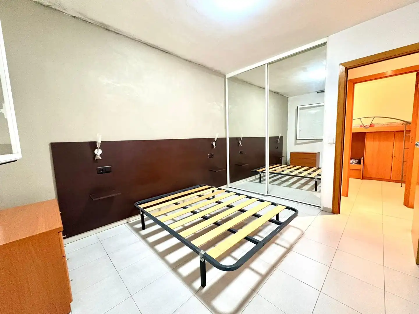 Schlafzimmer von Wohnung zum Verkauf in Terrassa mit Klimaanlage, Heizung und Möbliert