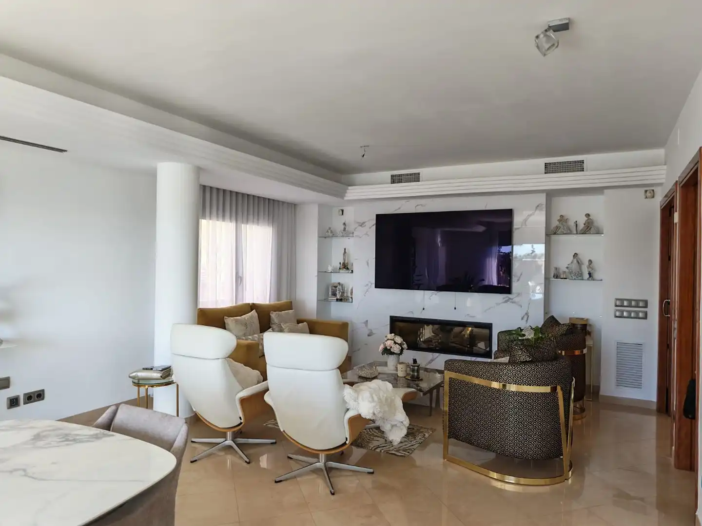Sala d'estar de Casa o xalet en venda en Calafell amb Aire condicionat, Calefacció i Jardí privat