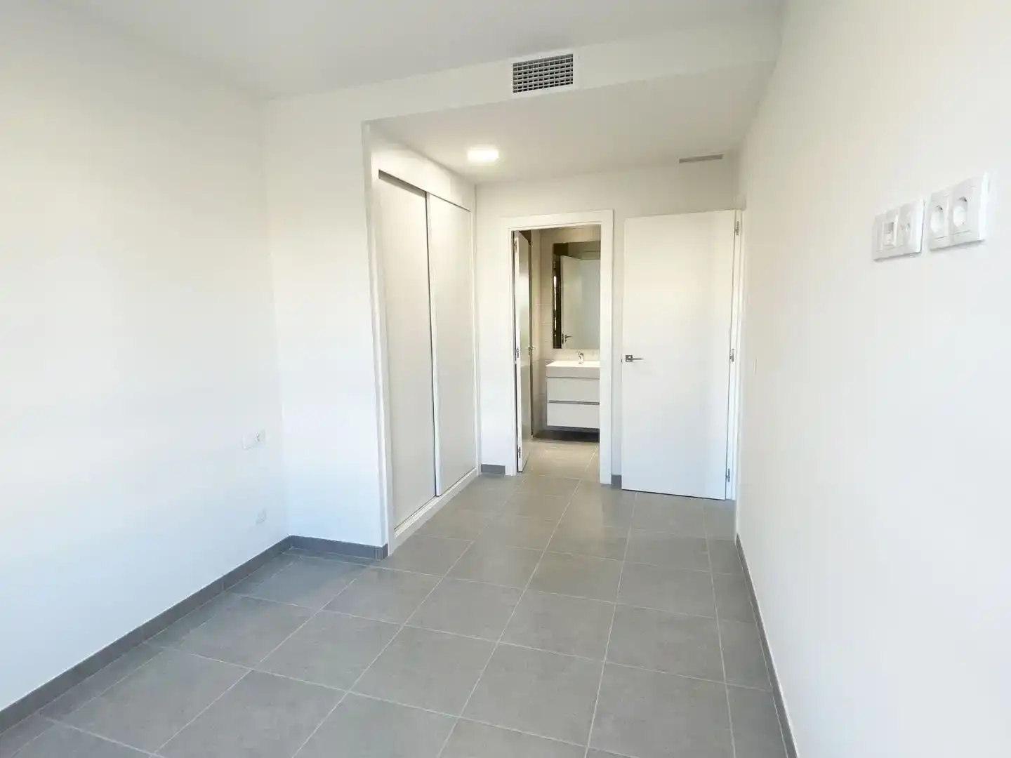 Wohnung zur Miete in Málaga Capital mit Klimaanlage und Schwimmbad